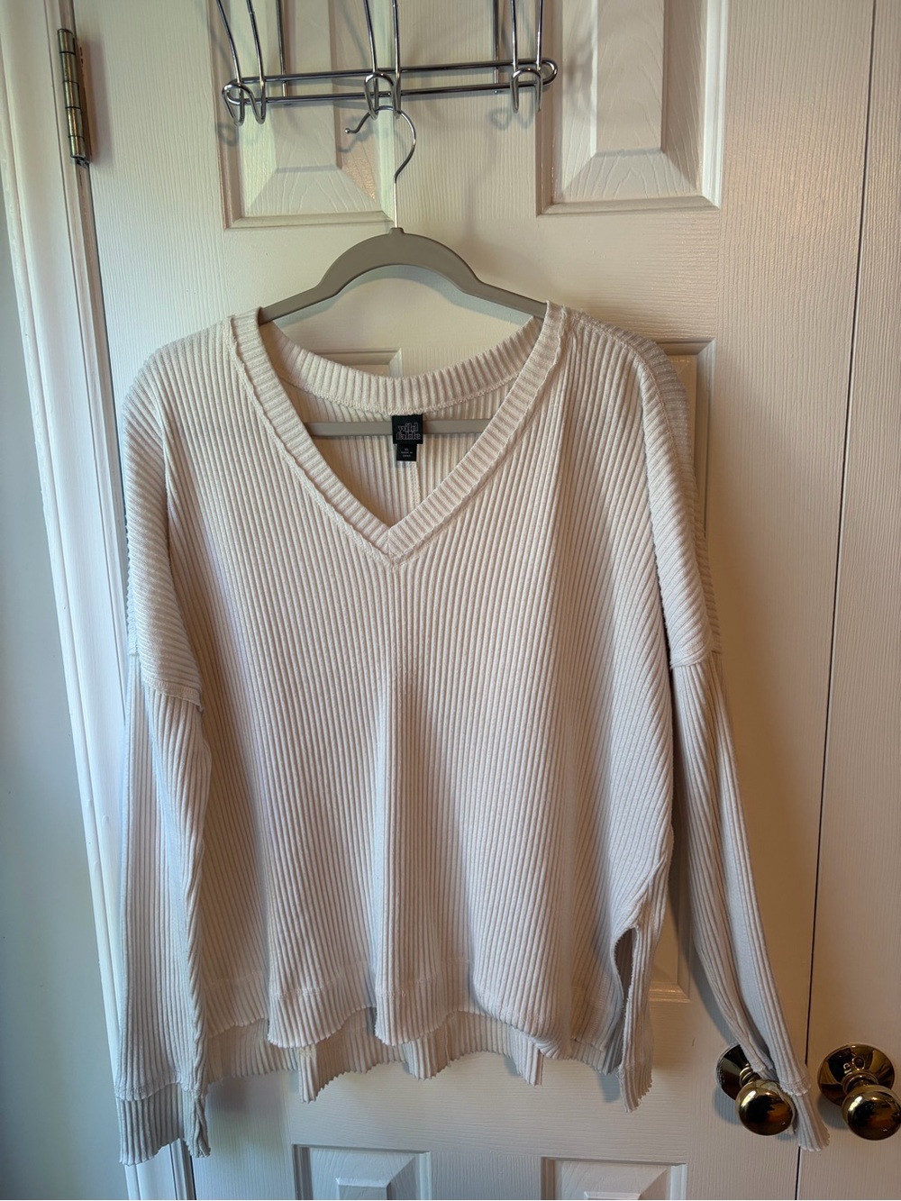 Ribbed V-Neck Women's Sweater - White